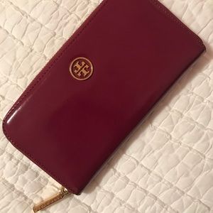 Tory Burch continental wallet limited edition